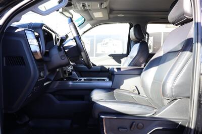 2024 Ford F-350 Lariat  LIFTED DIESEL TRUCK 4X4 LOADED - Photo 15 - Gresham, OR 97030