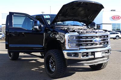 2024 Ford F-350 Lariat  LIFTED DIESEL TRUCK 4X4 LOADED - Photo 33 - Gresham, OR 97030