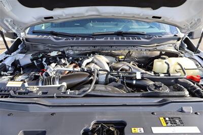 2025 Ford F-350 Platinum  LIFTED DIESEL 6.7 GLACIER GREY TRUCK 4X4 LOADED - Photo 9 - Gresham, OR 97030