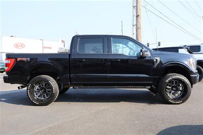 2023 Ford F-150 Lariat  5.0L COYOTE V8 LIFTED 4X4 LOADED - Photo 6 - Gresham, OR 97030