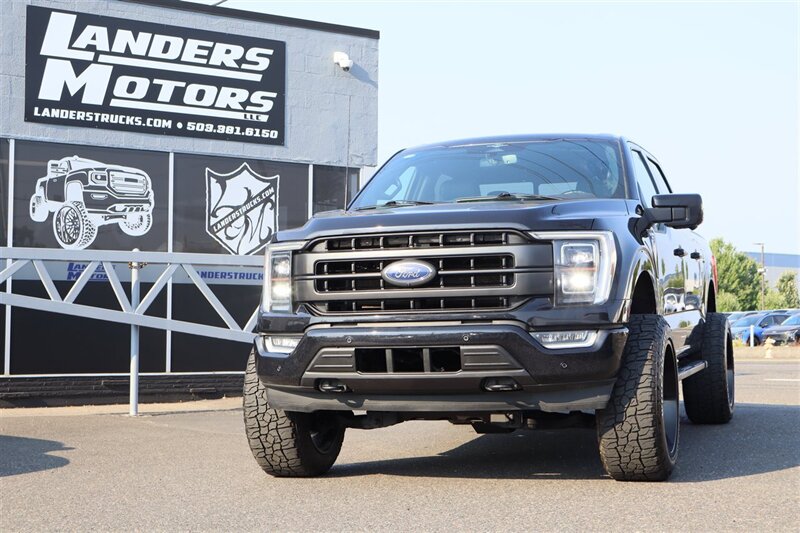 2023 Ford F-150 Lariat  5.0L COYOTE V8 LIFTED 4X4 LOADED - Photo 1 - Gresham, OR 97030