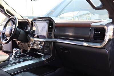 2023 Ford F-150 Lariat  5.0L COYOTE V8 LIFTED 4X4 LOADED - Photo 35 - Gresham, OR 97030