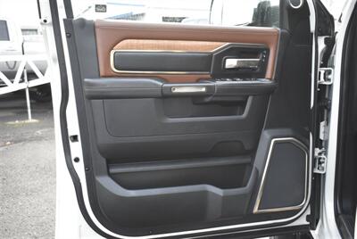 2021 RAM 3500 Limited Longhorn MEGA CAB DIESEL 6.7 L AISIN TRANS LIFTED LOADED - Photo 13 - Gresham, OR 97030