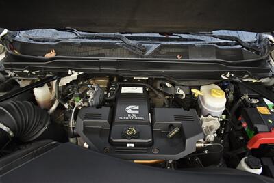 2021 RAM 3500 Limited Longhorn MEGA CAB DIESEL 6.7 L AISIN TRANS LIFTED LOADED - Photo 9 - Gresham, OR 97030