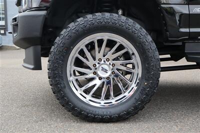 2022 Ford F-350 Lariat  LIFTED DIESEL TRUCK 4X4 LOADED - Photo 10 - Gresham, OR 97030