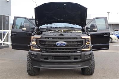 2022 Ford F-350 Lariat  LIFTED DIESEL TRUCK 4X4 LOADED - Photo 38 - Gresham, OR 97030
