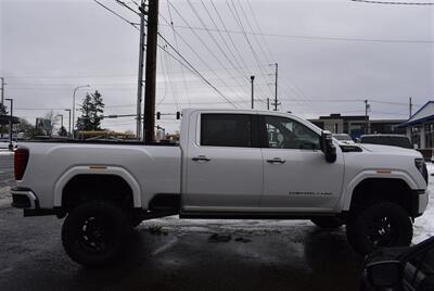 2024 GMC Sierra 3500 Denali Ultimate  LIFTED DIESEL TRUCK 4X4 LOADED - Photo 6 - Gresham, OR 97030