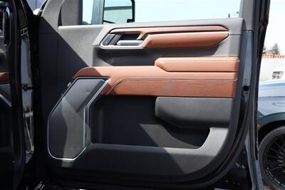 2025 GMC Sierra 3500 Denali Ultimate  LIFTED DIESEL TRUCK 4X4 LOADED - Photo 34 - Gresham, OR 97030