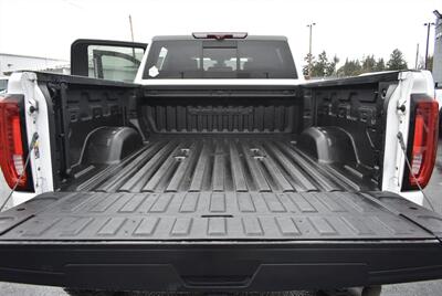 2020 GMC Sierra 2500 Denali  LIFTED DIESEL TRUCK 4X4 LOADED - Photo 14 - Gresham, OR 97030