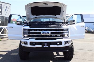 2024 Ford F-250 Platinum  LIFTED DIESEL TRUCK 4X4 LOADED - Photo 47 - Gresham, OR 97030