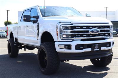 2024 Ford F-250 Platinum  LIFTED DIESEL TRUCK 4X4 LOADED - Photo 8 - Gresham, OR 97030