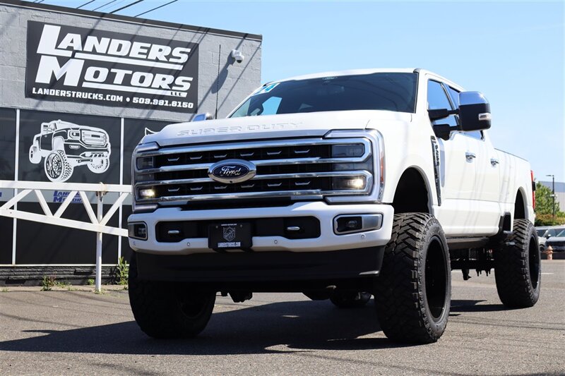 2024 Ford F-250 Platinum  LIFTED DIESEL TRUCK 4X4 LOADED - Photo 1 - Gresham, OR 97030