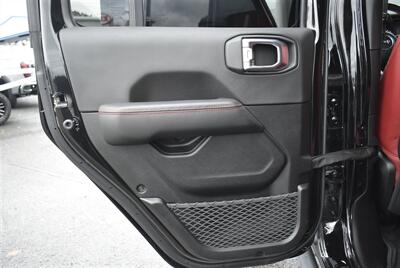 2024 Jeep Wrangler Rubicon 392 6.4L V8 AWD LIFTED 24S AND 40S LOADED - Photo 26 - Gresham, OR 97030