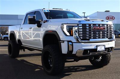 2024 GMC Sierra 3500 Denali   - Photo 7 - Gresham, OR 97030