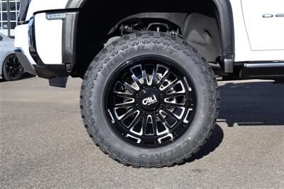 2024 GMC Sierra 3500 Denali   - Photo 10 - Gresham, OR 97030