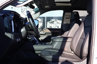 2024 GMC Sierra 3500 Denali   - Photo 14 - Gresham, OR 97030