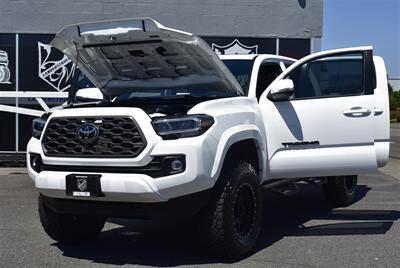 2020 Toyota Tacoma TRD Sport  LIFTED 46 LEATHER MOON ROOF 4X4 LOADED - Photo 30 - Gresham, OR 97030
