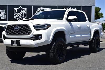 2020 Toyota Tacoma TRD Sport  LIFTED 46 LEATHER MOON ROOF 4X4 LOADED - Photo 1 - Gresham, OR 97030