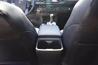 2020 Toyota Tacoma TRD Sport  LIFTED 46 LEATHER MOON ROOF 4X4 LOADED - Photo 23 - Gresham, OR 97030