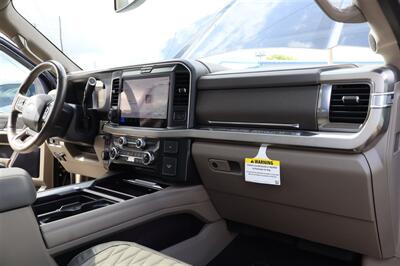 2025 Ford F-350 PLATINUM PLUS  LIFTED DIESEL TRUCK 4X4 LOADED - Photo 38 - Gresham, OR 97030