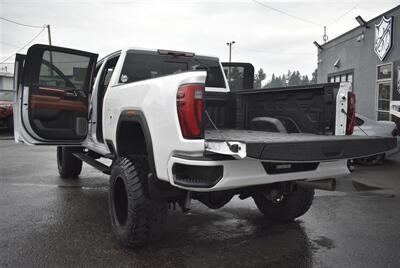 2024 GMC Sierra 2500 Denali Ultimate  LIFTED DIESEL TRUCK 4X4 LOADED - Photo 33 - Gresham, OR 97030