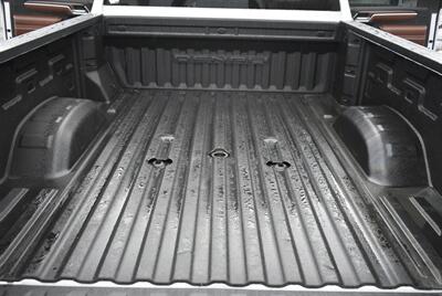 2024 GMC Sierra 2500 Denali Ultimate  LIFTED DIESEL TRUCK 4X4 LOADED - Photo 35 - Gresham, OR 97030