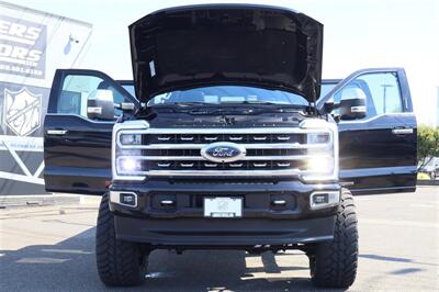 2024 Ford F-350 PLATINUM HI OUTPUT  LIFTED DIESEL TRUCK 4X4 LOADED - Photo 42 - Gresham, OR 97030
