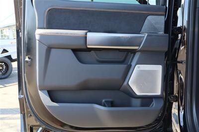 2024 Ford F-350 PLATINUM HI OUTPUT  LIFTED DIESEL TRUCK 4X4 LOADED - Photo 23 - Gresham, OR 97030