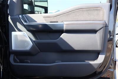 2024 Ford F-350 PLATINUM HI OUTPUT  LIFTED DIESEL TRUCK 4X4 LOADED - Photo 30 - Gresham, OR 97030