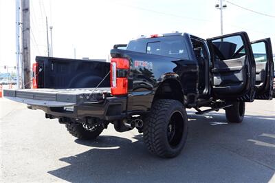2024 Ford F-350 PLATINUM HI OUTPUT  LIFTED DIESEL TRUCK 4X4 LOADED - Photo 39 - Gresham, OR 97030
