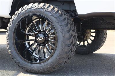 2025 Ford F-350 Platinum  8 FT LONG BED LIFTED DIESEL 4X4 LOADED - Photo 39 - Gresham, OR 97030