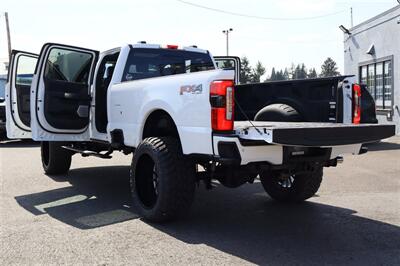 2025 Ford F-350 Platinum  8 FT LONG BED LIFTED DIESEL 4X4 LOADED - Photo 40 - Gresham, OR 97030
