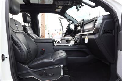 2025 Ford F-350 PLATINUM PLUS  LIFTED LONG BED DIESEL 4X4 LOADED - Photo 34 - Gresham, OR 97030