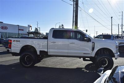 2024 Ford F-350 Platinum  LIFTED DIESEL TRUCK 4X4 LOADED - Photo 6 - Gresham, OR 97030