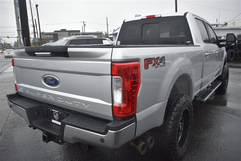 2019 Ford F-250 Lariat photo 4