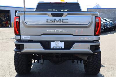 2025 GMC Sierra 3500 Denali Ultimate LIFTED DIESEL TRUCK 4X4 LOADED - Photo 4 - Gresham, OR 97030