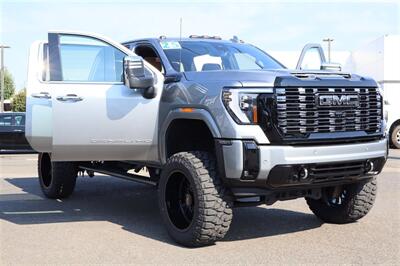 2025 GMC Sierra 3500 Denali Ultimate LIFTED DIESEL TRUCK 4X4 LOADED - Photo 41 - Gresham, OR 97030