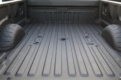 2024 Ford F-450 Super Duty Platinum  HI OUTPUT 450  6.7L DIESEL PLATINUM LOADED - Photo 32 - Gresham, OR 97030
