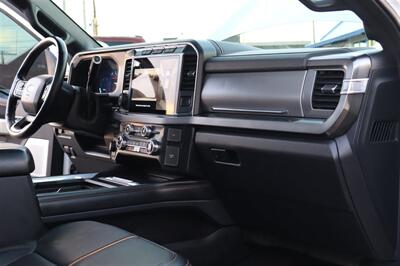 2024 Ford F-450 Super Duty Platinum  HI OUTPUT 450  6.7L DIESEL PLATINUM LOADED - Photo 27 - Gresham, OR 97030