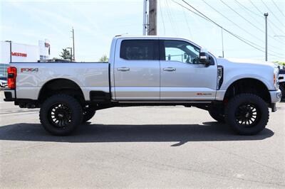 2023 Ford F-350 Platinum  LIFTED DIESEL TRUCK 4X4 LOADED - Photo 6 - Gresham, OR 97030