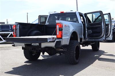 2023 Ford F-350 Platinum  LIFTED DIESEL TRUCK 4X4 LOADED - Photo 40 - Gresham, OR 97030