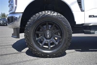 2024 Ford F-350 Lariat  6 PASSANGER LONG BED 4X4 DIESEL LOADED - Photo 10 - Gresham, OR 97030