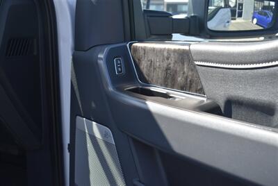 2024 Ford F-350 Lariat  6 PASSANGER LONG BED 4X4 DIESEL LOADED - Photo 29 - Gresham, OR 97030