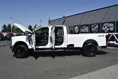 2024 Ford F-350 Lariat  6 PASSANGER LONG BED 4X4 DIESEL LOADED - Photo 32 - Gresham, OR 97030