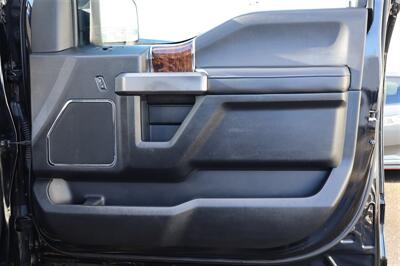 2016 Ford F-150 Platinum  5.0L 4X4 LIFTED  35 " TIRES LOADED - Photo 27 - Gresham, OR 97030