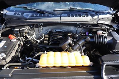 2016 Ford F-150 Platinum  5.0L 4X4 LIFTED  35 " TIRES LOADED - Photo 9 - Gresham, OR 97030