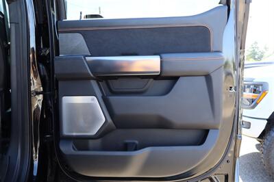 2024 Ford F-350 Platinum BLACK ON BLACK LIFTED DIESEL TRUCK 4X4 LOADED - Photo 33 - Gresham, OR 97030