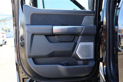 2024 Ford F-350 Platinum BLACK ON BLACK LIFTED DIESEL TRUCK 4X4 LOADED - Photo 28 - Gresham, OR 97030