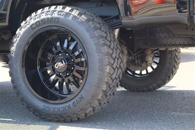 2024 Ford F-350 Platinum BLACK ON BLACK LIFTED DIESEL TRUCK 4X4 LOADED - Photo 40 - Gresham, OR 97030