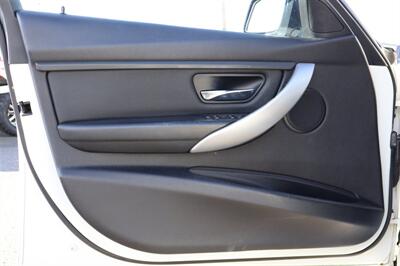 2013 BMW 328i  LOADED GAS SAVER - Photo 11 - Gresham, OR 97030